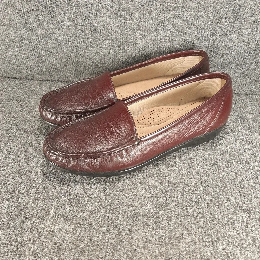 SAS Tripad Comfort Slip On Loafers Women's Size 8.5N Burgundy Pebble Grain